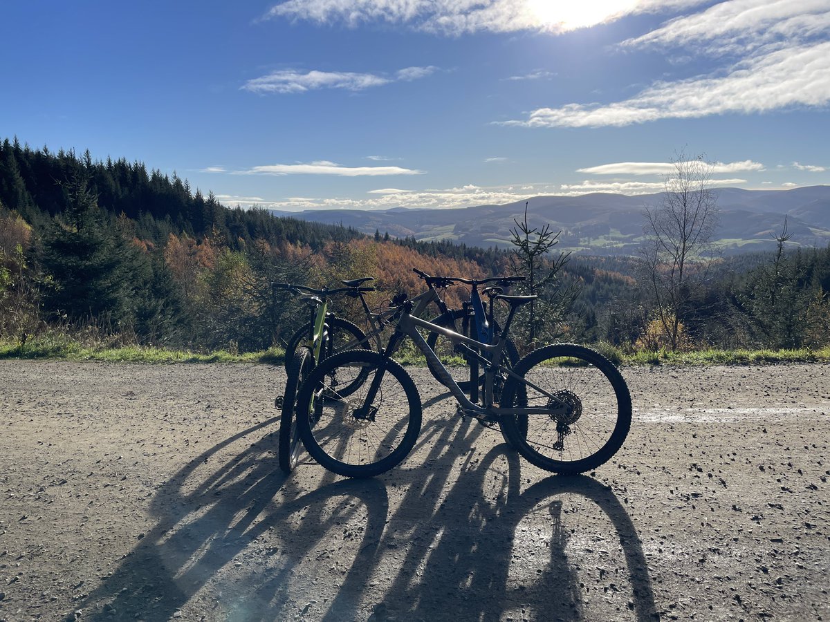 tras2's tweet photo. My first MTB weekend was difficult, fun, painful, beautiful and at times awkward, but I’m thankful I have friends who provide opportunities for me to experience this https://t.co/vP1CijakTe