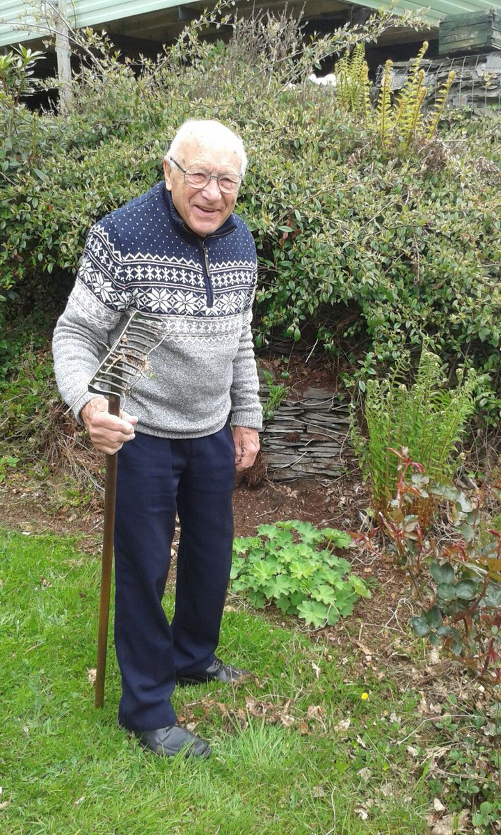 Luke Nagle tweet media