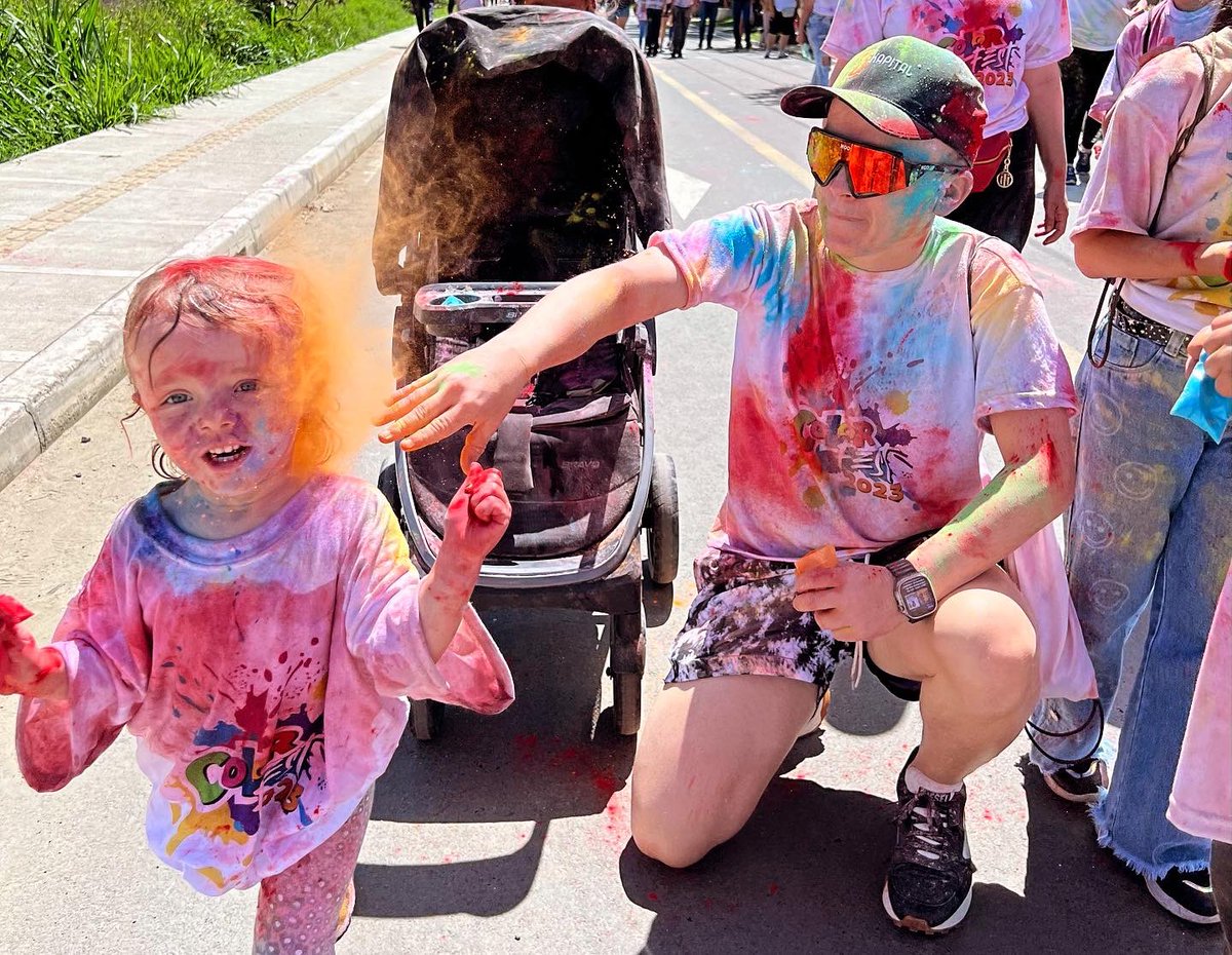 NELSONCARMONAL's tweet image. Así vivimos el evento más colorido de las fiestas, mucho amor y alegría compartimos en el #ColorFest