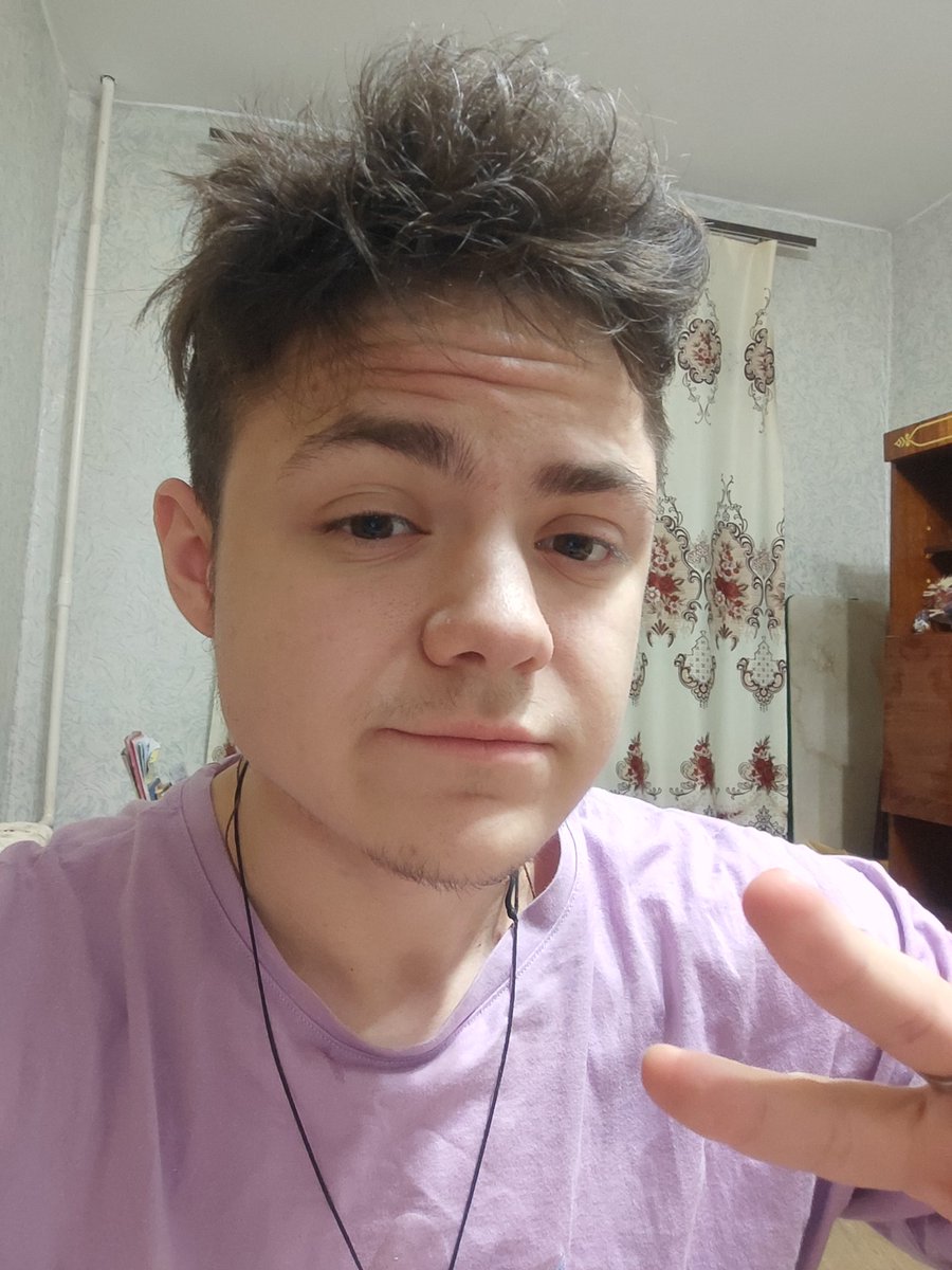 wtf_keygu's tweet photo. время 2 часа ночи я вспомнил про существование твиттера поэтому сиси под глазами https://t.co/kSLrZyNJU4