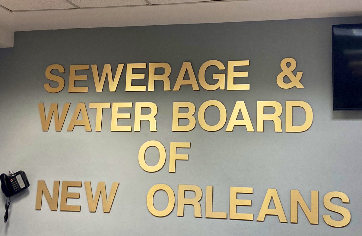 Kristine_Froeba's tweet image. Prayers needed. 🙏🏻
#NolaTwitter #SWBhell