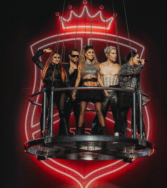 alloveproject's tweet photo. 🚨 DOAÇÃO DE INGRESSO PARA O SHOW DO RBD >HOJE< EM SP  

• Seguir o ATL no Twitter, Instagram e Tiktok   

• Dar RT/FAV nesse tweet e no fixado  

• Marcar 2 amigos, usar a tag #MelevaATL + contar o pq deve ser escolhido   

📷PRINTS NO TWEET https://t.co/iGl2M6zqxh