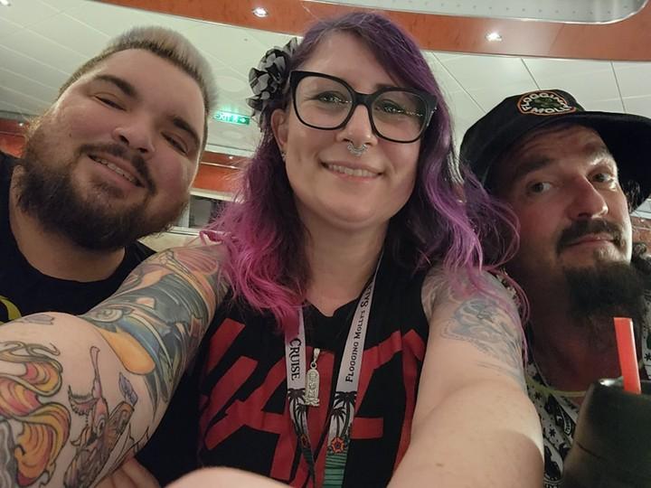 EightfoldPunk's tweet photo. We will only look tired because it was like 333am and we found a secret spot of the 🚢! ☘️🤘🖤🤘☘️🌈 #ShipmateNeighbors #Shipnanigans #Salties https://t.co/6dVwLOnw9e