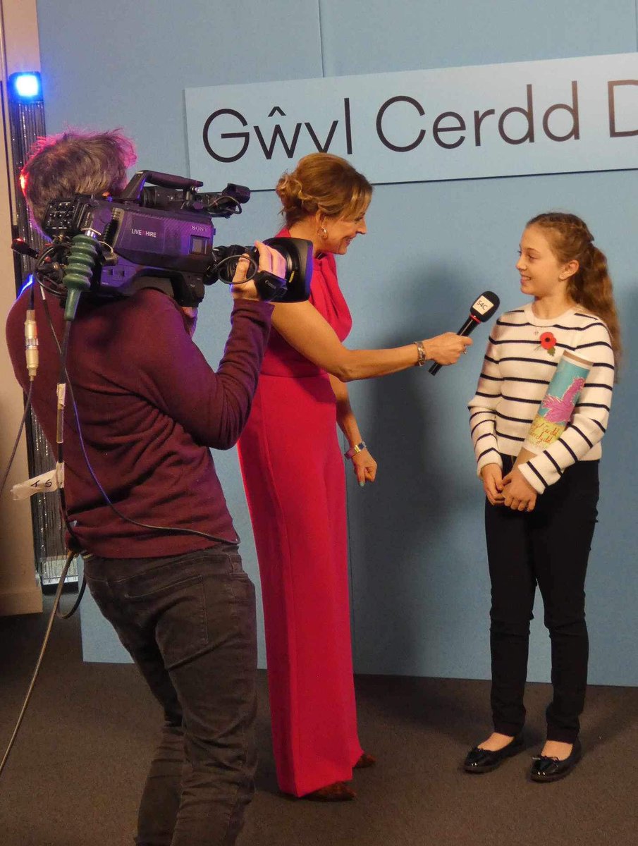 YGAberaeron's tweet photo. Rhai lluniau ychwanegol o'r Ŵyl Cerdd Dant yng Nghaerdydd. Llongyfarchiadau eto i bawb wnaeth cystadlu 👏🏻👏🏻

A few extra photos from the Gŵyl Cerdd Dant in Cardiff. Congratulations again to everyone who competed 👏🏻👏🏻 https://t.co/HWRVqheegC