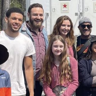 sobbing because aaron would’ve been so proud of gracie becoming a recruiter when she was older 😭 I just wanna see proud dad aaron again #TWD #TheWalkingDead