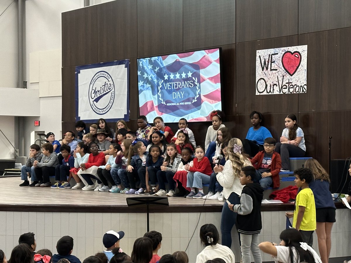 Sarah Sui tweet media