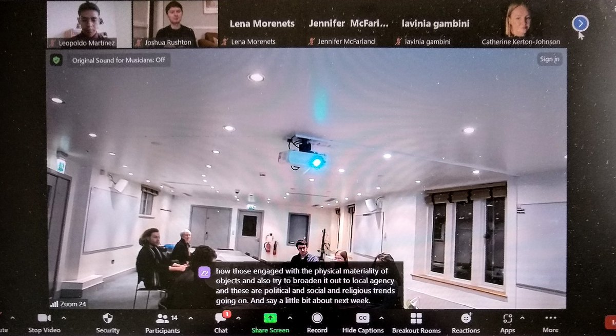 Great session today at <a href="/EMGSCam/">Cambridge Workshop for the Early Modern Period</a> sharing my research about caciques of New Spain and their sacred objects at home. The presentation of <a href="/JoshuaRushton8/">Joshua Rushton</a> about reforms of Eucharist materiality in early modern Venice was amazing :)
