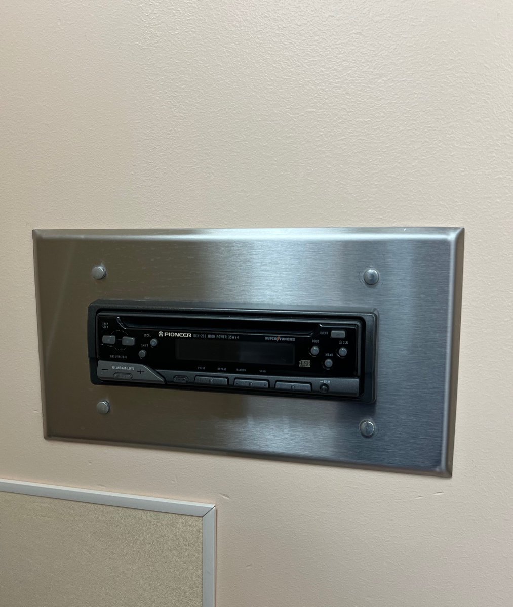 Dr. Glaucomflecken tweet media