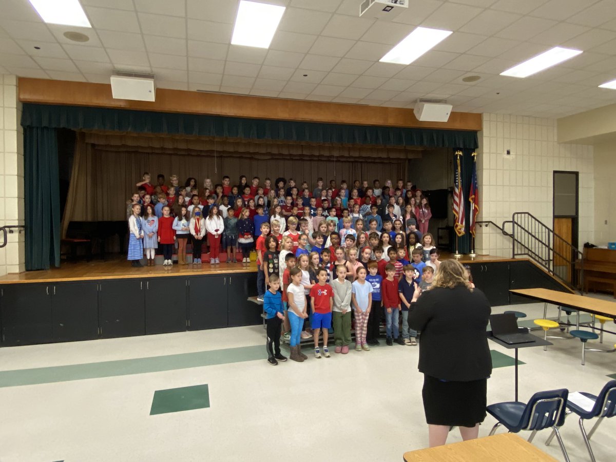 We are so proud of our 3rd graders for presenting today’s Veteran’s Day program to 2nd graders! Thanks to the 3rd grade teachers for all of their help! We thank our Veterans &amp; active duty members for their service. #RNEGreatThings #fcsmusic <a href="/RNEprincipal/">Dr. Lydia Conway</a> <a href="/RNEAPWagner/">Laureen Wagner</a> <a href="/koperniak/">Matt Koperniak</a>