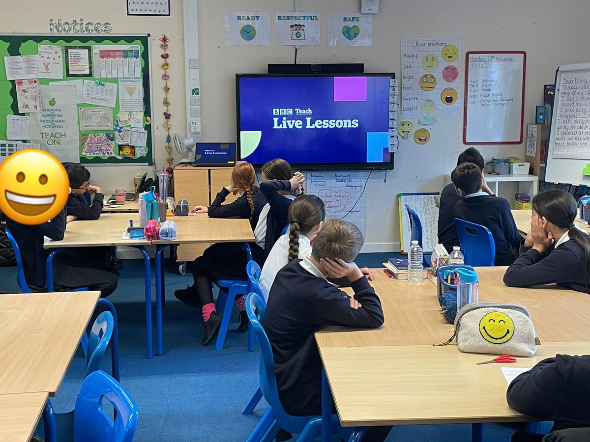 6M tuned into the BBC live lesson today to start Anti-Bullying Week. We discussed how banter can quickly turn into unkind behaviour and ways to stop it 🛑 #AntiBullyingWeek #BBCLiveLesson <a href="/MrsParaskevaSPS/">Mrs Paraskeva</a> <a href="/SummerswoodPS/">Summerswood School</a>