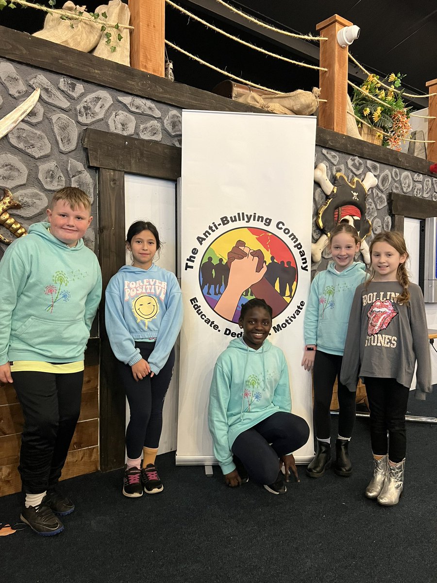 MissGreenBSJS's tweet image. Amazing morning at @gulliversfun with @MrsFJ70 &amp;amp; @MissFaithP kicking off Anti-bullying Week in style! Well done to our well-being ambassadors for representing us so well ☀️🧦☺️ @AntiBullyingPro @ABAonline #AntiBullyingWeek2023 @SunbeamPoppins @BramleyJunior