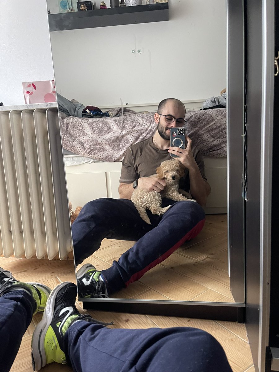 _Albeerto96's tweet photo. Nuevo miembro en nuestra familia🥰🥰🐾 @florenciaa_26 https://t.co/q3jLM7lc1c