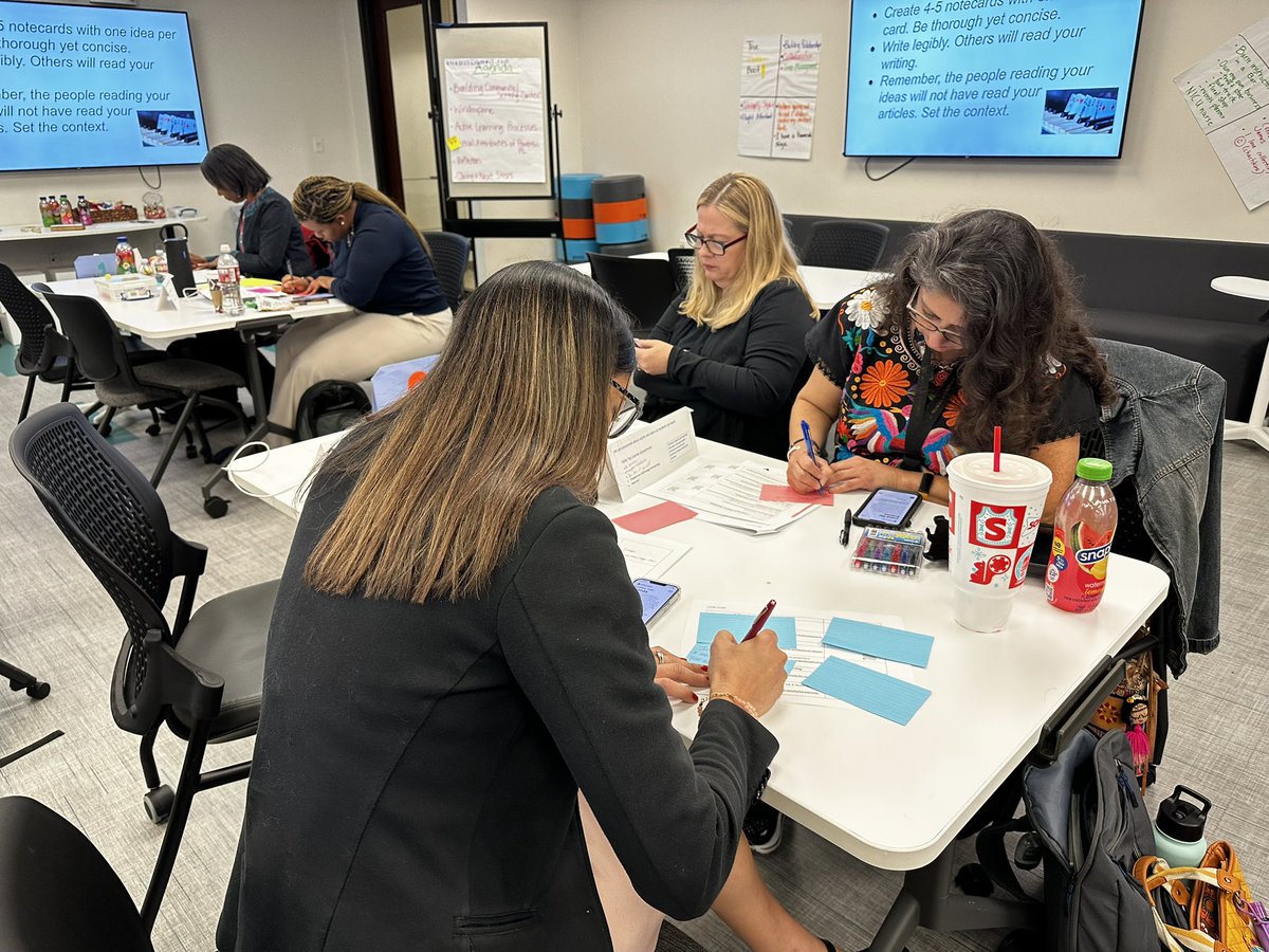 What a fabulous day of learning with some amazing @IrvingISD leaders at #lftxlearns Tips & Tools training! Loved the conversations and ideas for implementation.