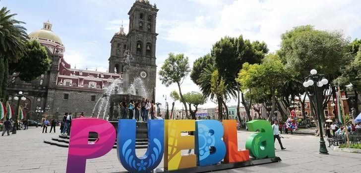 gusipacio's tweet photo. 🚨 Alerta 🚨 
Te convoco a exigir #JusticiaParaOciel. Nos vemos en el Zócalo de Puebla ¡HOY! de 7 a 10 PM.
Lleva una vela, megáfonos, banderas y abanicos. 
Nos vemos aquí. https://t.co/R8fLMKdKuk