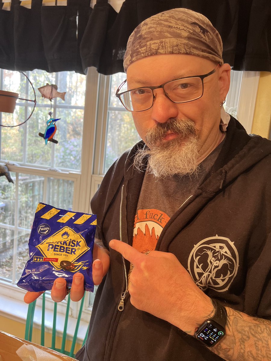 Kingfisher & Wombat tweet media