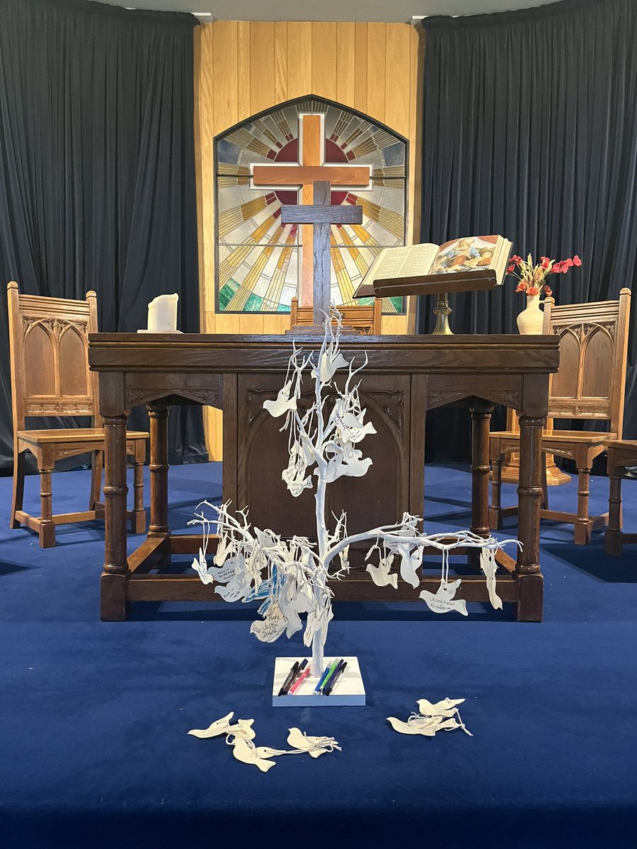 StainbeckURC's tweet photo. O God, hear our prayers for peace 🕊️ https://t.co/Y4XyuGIanP