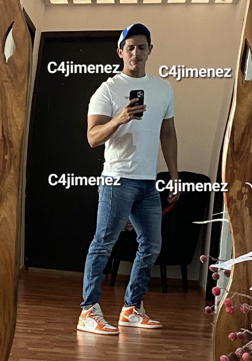 #ULTIMAHORA Difunden fotografía del sospechoso #1 de la Fiscalia de Aguascalientes quien presuntamente habría DEGOLLADO al #magistrade JESUS OSIEL BAENA y a su pareja. Al parecer se trata de un SEXOSERVIDOR de nombre Jesús Emmanuel PEREZ originario de Chiapas.