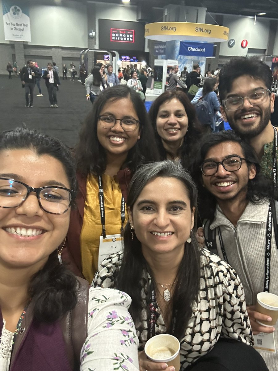 @iisermalumni @IiserMohali Awesome catching up with IISERM folks at #SfN23 🤩 @rituroych @ShrutiArya8 @prachi246 @PgSwastik @akrish30