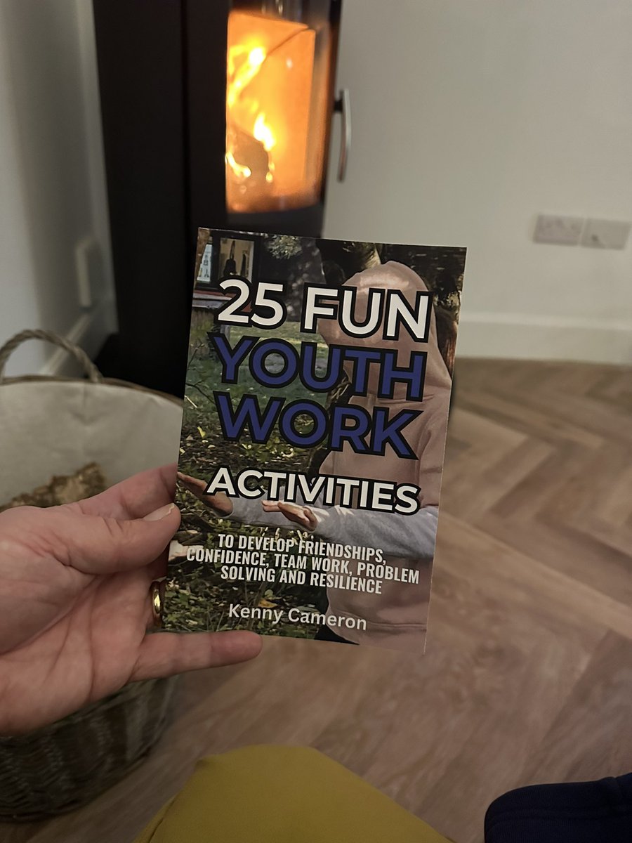 Barry__Ward's tweet image. Well done @kenny1_c !!! So much hard work has went into this and we are very proud of you 👏🏻👏🏻
Anyone looking to buy this can just now from @AmazonUK for £5 📚
📚➡️ amzn.eu/d/44sJaoc
#YouthWork #TeamWork #Friendships #Confidence #ProblemSolving #Resilience