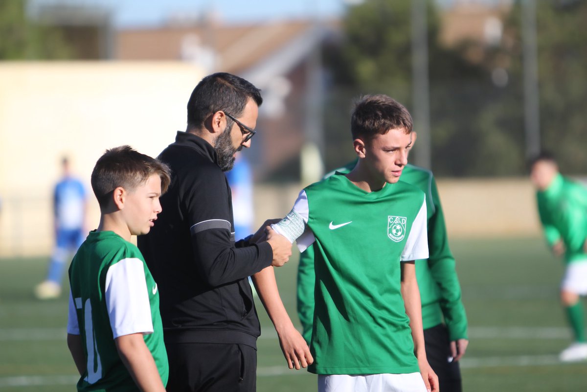 MontequintoCD's tweet photo. Mi capitán!!! 
Humildad-Lealtad-Sacrificio 
💪🏻⚽️💚🖤💚 https://t.co/6xndywgpVF