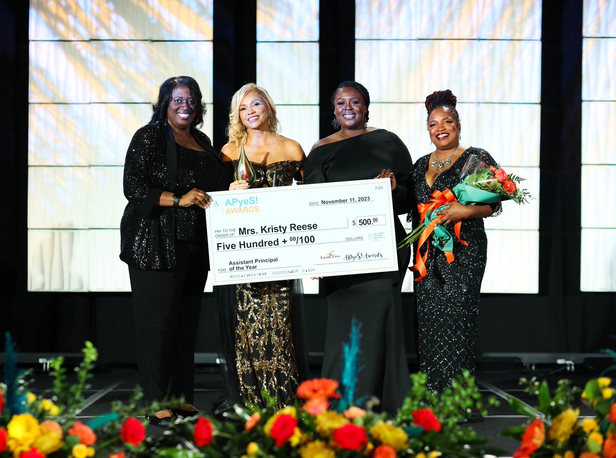 The APyeS Awards Gala⭐ is an opportunity for us to honor and recognize the outstanding contributions of our exceptional educators and staff members who bring their talent, dedication, and passion to our district every day. Congratulations to all of our winners! #APyeSAwards