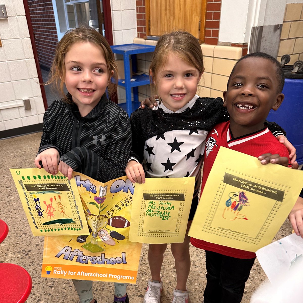 iowaafterschool's tweet photo. This Thanksgiving, we're thankful to all the out-of-school time programs and staff who tirelessly and kindly serve the youth, families, and communities in Iowa. https://t.co/Bo4Cba6eZK