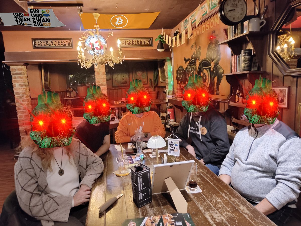 Gestern fand das 5. Meetup von Einundzwanzig Vulkaneifel in #Gillenfeld statt. Wir hatten einen schönen Abend mit interessanten Gesprächen und zwei Neuzugängen, die jetzt hoffentlich öfter vorbei schauen. 
#Einundzwanzig #Bitcoin