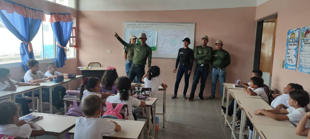 Fundabit Yaracuy (@fundabit_yaracu) on Twitter photo #13Nov 🖥️ Participación en conversatorio "Inparques va a la escuela". Atención a estudiantes de 2.º grado "E" y 3.º grado "B". Docentes: Rosbelys Rodríguez y Johana Rodríguez. Tutora CBIT Heilin Soto
@MPPEDUCACION
<a href="/Fundabit_/">FundabitOficial</a>
<a href="/leivi24/">Leivi/Oceanía</a>
#EsequiboX5EsVenezuela
#SomosFundabit #13Nov 🖥️ Participación en conversatorio "Inparques va a la escuela". Atención a estudiantes de 2.º grado "E" y 3.º grado "B". Docentes: Rosbelys Rodríguez y Johana Rodríguez. Tutora CBIT Heilin Soto
@MPPEDUCACION
<a href="/Fundabit_/">FundabitOficial</a>
<a href="/leivi24/">Leivi/Oceanía</a>
#EsequiboX5EsVenezuela
#SomosFundabit
