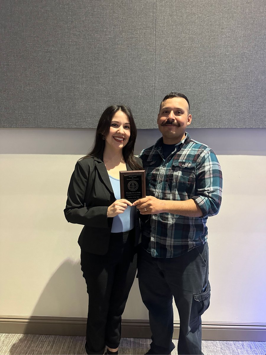 🎉 A Night of EXCELLENCE! 🌟 Congratulations to Ms. DeLaPena for being named RES’s Teacher of the Year! 🏆  This recognition is well-deserved, and we couldn't be happier for you! 🙌  A JOB WELL DONE! 💫 #TeacherOfTheYear #Excellence #Inspiration #Proud #Education