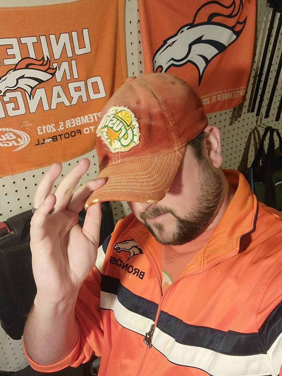 QCWildDog's tweet image. Let's go Broncos! #BroncosCountry