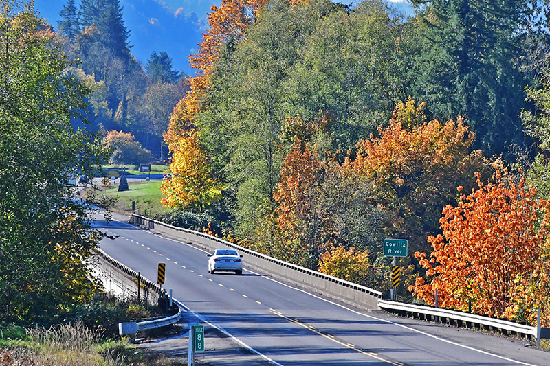 WhitePassByway's tweet photo. Heading over White Pass this winter? Take the White Pass Scenic Byway! Download a list of points of interest: https://t.co/7VAL1g1X9b https://t.co/gV0B9XkHaW