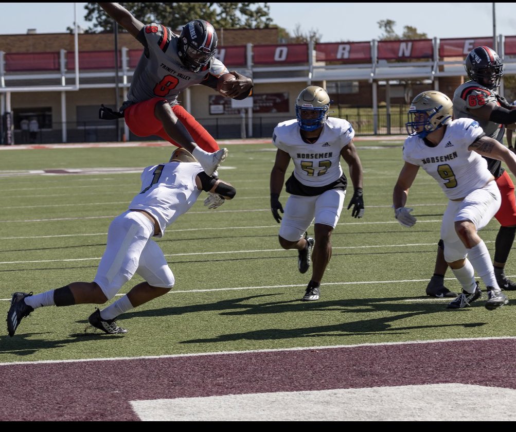 darionpeace's tweet photo. Last game HL vs Navarro College

https://t.co/bT1laFjk9x

32-53 472 Yards 3 Touchdowns https://t.co/LuTofeS4e1