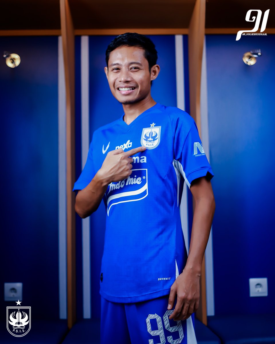 psisfcofficial's tweet photo. EDD9️⃣9️⃣

🌟🔵

#PSIS https://t.co/S1p09wFzpg