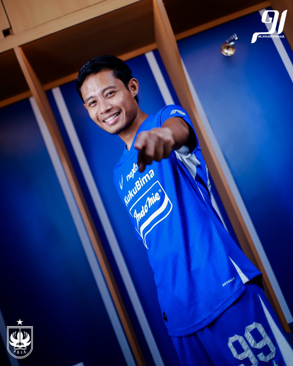 psisfcofficial's tweet photo. EDD9️⃣9️⃣

🌟🔵

#PSIS https://t.co/S1p09wFzpg