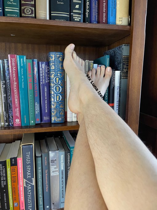 I will be a model at the Dallas ⁦@footnight⁩ party on December 8th! I&rsquo;m so excited and I can&rsquo;t wait to<a class="tags" target="_blank" title="On Twitter" href="/?out=eyJ0eXAiOiJKV1QiLCJhbGciOiJIUzUxMiJ9.eyJpYXQiOjE3MjYyMzEzNjgsImlzcyI6InR3cG9ybnN0YXJzLmNvbSIsIm5iZiI6MTcyNjIzMTM2OCwiZXhwIjoxNzU3NzY3MzY4LCJyZWRpcmVjdF91cmwiOiJodHRwczovL3R3aXR0ZXIuY29tL2Zvb3RuaWdodCJ9.1LkK7XNs35T73APFHPAlI6ElcBF2hGmSHgVUgo9EPvEX2eempRKMpBuJ-qCSkXGLBAvWFWej26apuwuiqzGmow">@footnight</a>