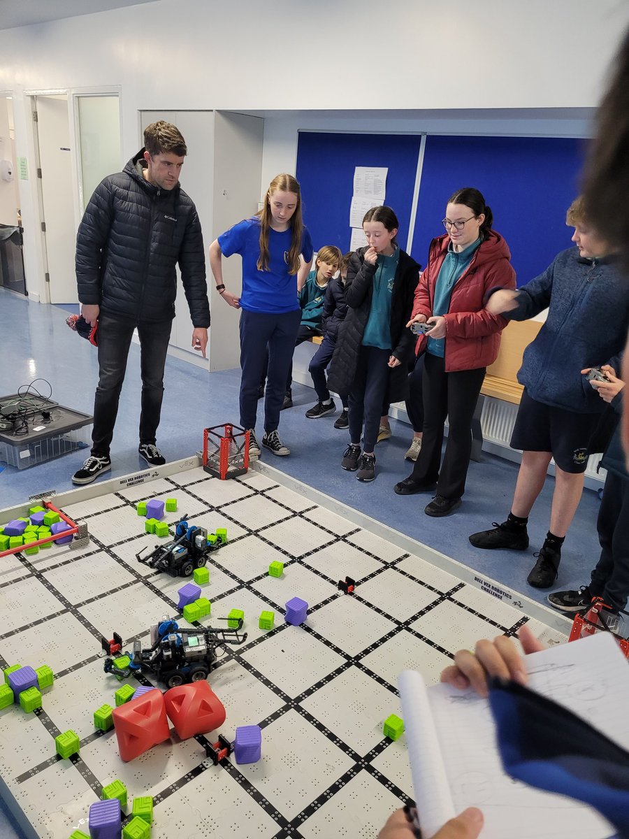 KinsaleTY's tweet photo. Students from Scoil Naomh Eltin getting familiarised with this year's High Volume @VEXRoboticsIE game demonstrated by past pupil members of this year's KCS Vex team. Looking forward to the Vex VRC and IQ tournaments being hosted by @KinsaleComSch on Dec 11 and 12 in @SaileInfo https://t.co/IImpgudq7u