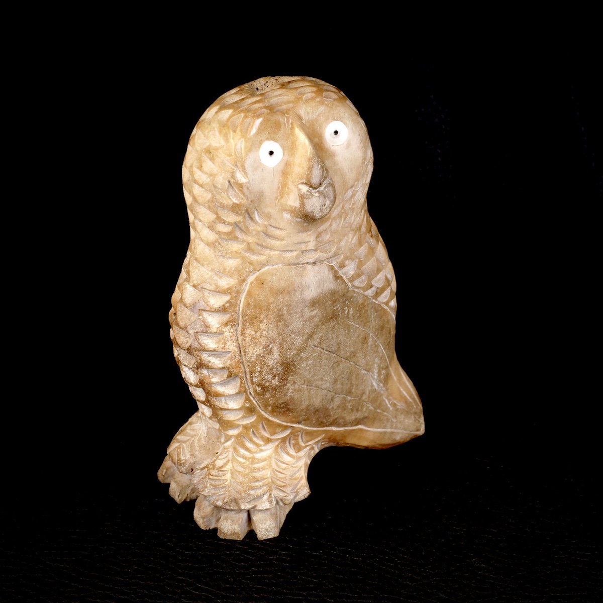 Old Native American Owl Inuit Carving Fossilized Whale Bone Sculpture - signed 
farriderwest.etsy.com/listing/161008… 

Available at Far-Rider-West.com 
#nativeamerican #shaman #uniquegift #inuit #spiritualart #nativeamericanart #inuitart #whale #carvimg #owl
