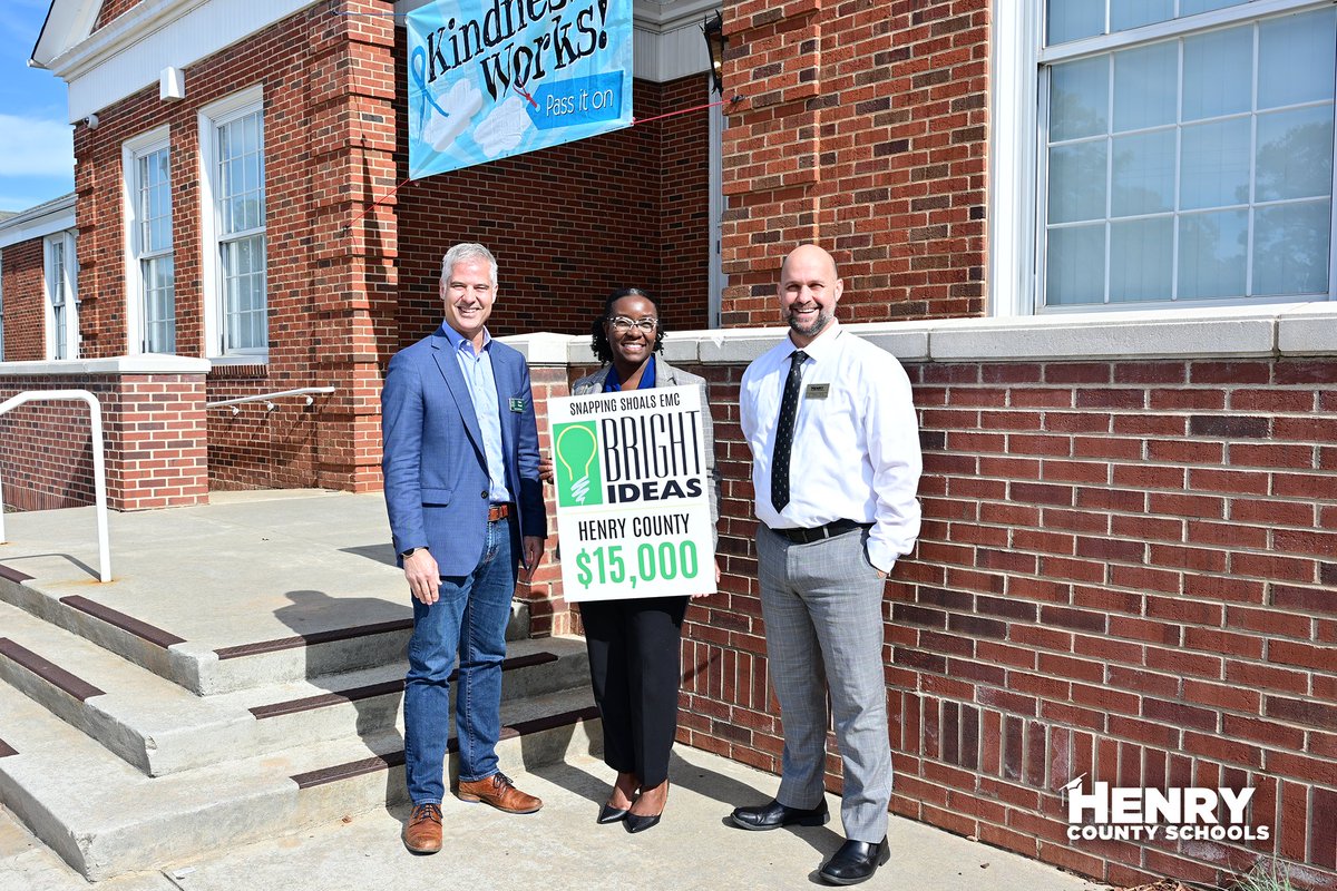 A big thank you to Snapping Shoals EMC for their incredible partnership with Henry County Schools! Their generous $15,000 Bright Ideas Grant will illuminate new opportunities for innovation and excellence in our classrooms. Together, we're sparking creativity and empowering the