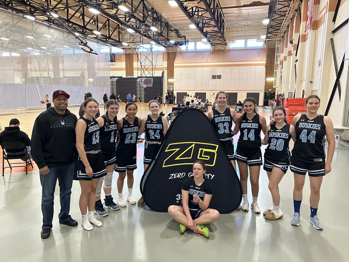 ElzeyJames1's tweet photo. In my almost 18 years of coaching, this is easily one of my favorite teams of all time!  Almost all will be playing in college next season.  Ananya, Grace, Rachael, Meili, Ava, Laura, Jenny, Mercia, Bella, and Bridget.  Thank you seniors….2024 Huskies James OUT!!  @MAHuskies https://t.co/cLjZW4cArg