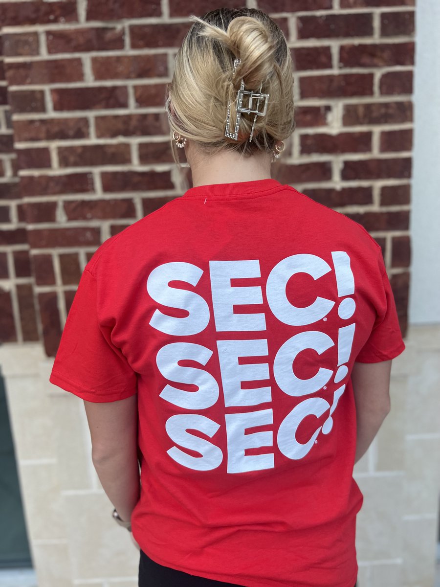 AlumniHallUGA's tweet photo. Congrats to our UGA Women's Soccer Team! 🏆  SEC Championship shirts are available now in-store and online #GoDawgs #SEC #AlumniHall
https://t.co/XqodD5sErW https://t.co/pADdTMLv07
