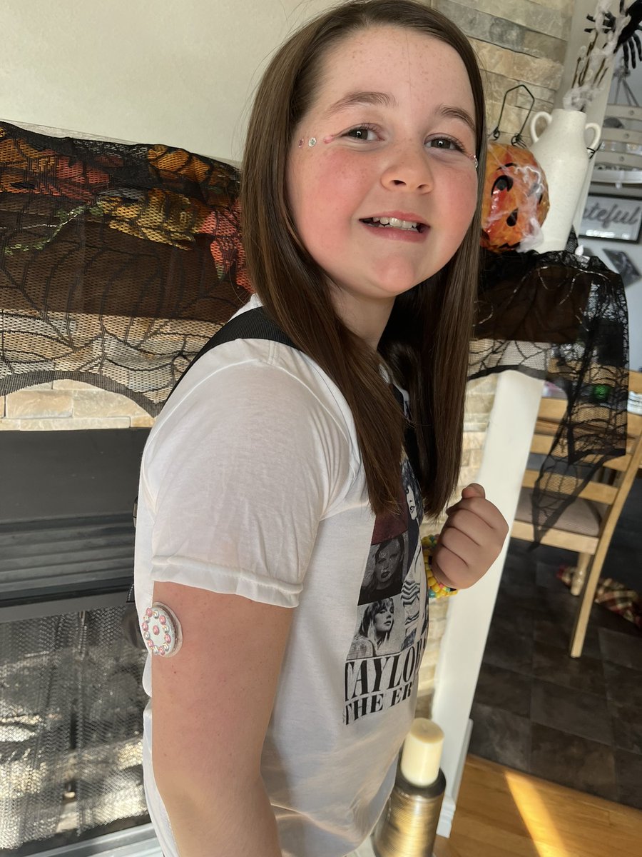 kerrrivant's tweet photo. Tomorrow is World Diabetes Day. Wear a blue shirt to show your support for all those living with Type 1 Diabetes. We’ll be wearing ours to support our #1 T1 Superhero. 💙💙 @Topsail_Elem @VillanovaSchool https://t.co/PiL1pQ1wKD