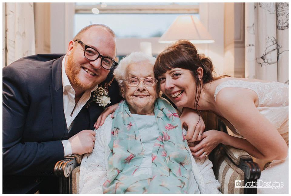 AndrewGreaves84's tweet photo. Kim’s nan passed away seven years ago today. This is her with us on our wedding day. Such a lovely photo of an amazing woman. ❤️ @starflower3000 https://t.co/48JpW8R4ax