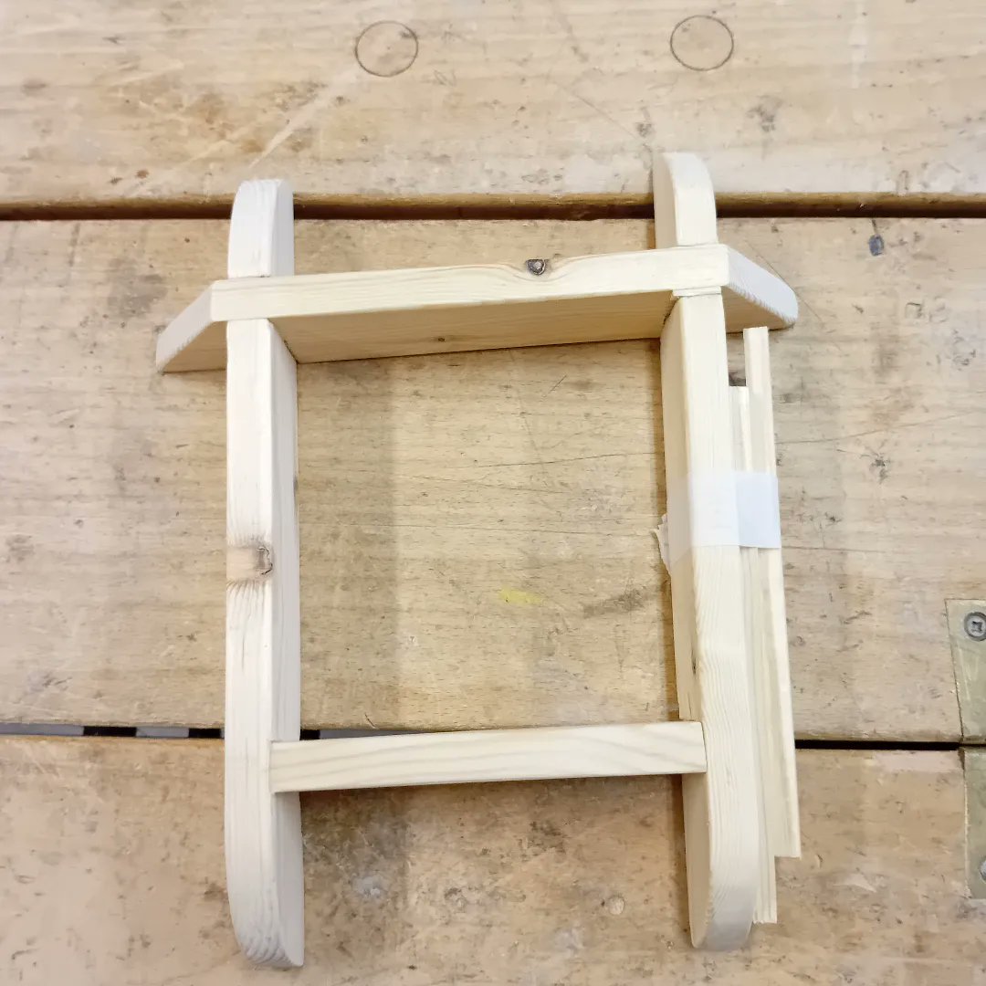 fabtech26's tweet photo. S3 Practical Woodwork
Some great  examples of the shelving unit that S3 pupils have been working on #dunoongrammarschool #practicalwoodwork https://t.co/NYaK3FtqQ3