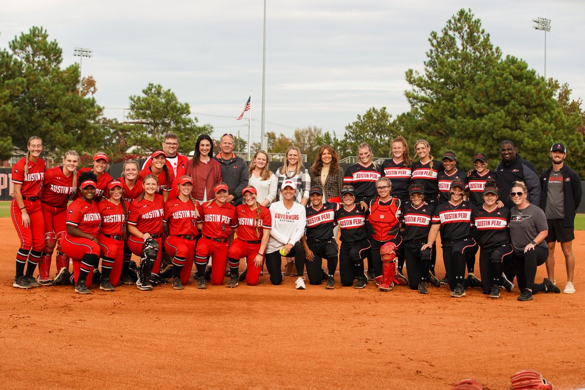 Dugout Dish returns for the 2023-24 season. A blog giving Govs softball fans an inside look into the APSU softball team and its players. Today's edition is by <a href="/DulaneyAshlyn/">Ashlyn Dulaney</a>
bit.ly/49rypj8
#Team39 #LetsGoPeay #ASUNChallenge