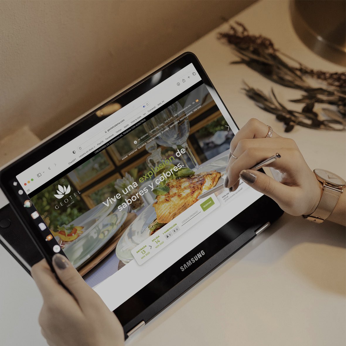 geotelcal's tweet photo. Te esperamos en Geotel Calama 🏨

Desayuno Buffet 
Carta / Drinks 
Cena buffet 
Amplias habitaciones 
Wifi 
Excelente ubicación 

Haz tu reserva a través de https://t.co/GtofVXG03i

#unaexperienciaghl #GHLHoteles
#Geotel #GeotelCalama
#Calama #NortedeChile #Calama Geotel https://t.co/3XTFWCps98