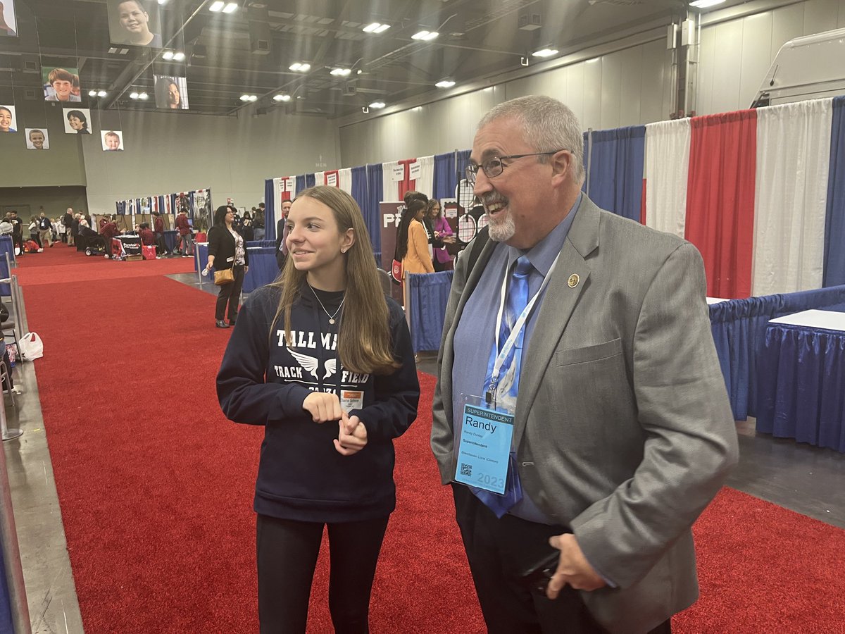 TMSBuilders306's tweet photo. I am so proud of our Builders Club members for representing Tallmadge today at the Capitol conference in Columbus! They did a great job! ⁦@TallmadgeMiddle⁩ ⁦@tcstweets1⁩ ⁦@Kiwanis⁩ https://t.co/O1SNJnc0Pm