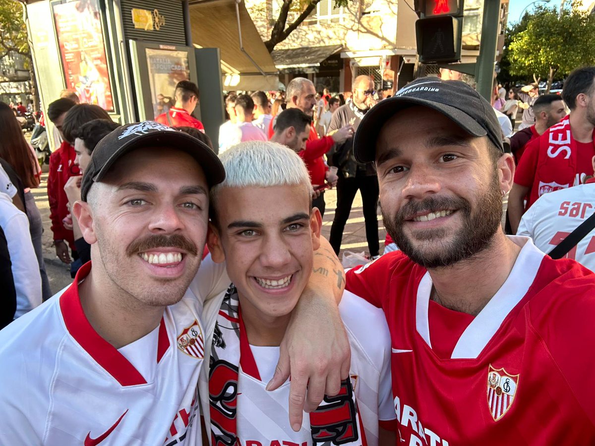 JesuCM's tweet photo. El primero de muchos junto ati,no fue el resultado que queriamos pero se que fue inolvidable.
#ForzaSFC https://t.co/6f5ahHANPe