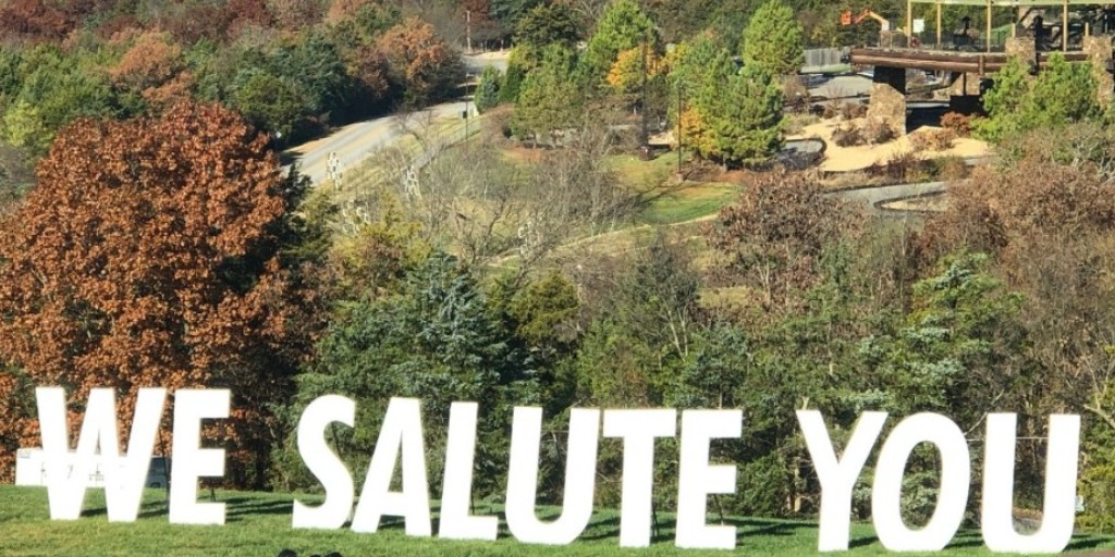 HealthEsse's tweet image. Thank you, MAFP, for letting us exhibit and help sponsor the Annual Fall Conference this past weekend at Big Cedar Lodge. Congratulations to Dr. John Paulson for winning our giveaway, which was a heated camping chair and YETI travel mug! #EsseHealth #MAFP #MOFamilyDocs