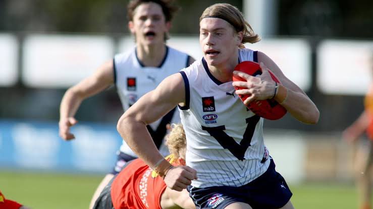 AFL 2023 Draft Preview with <a href="/pommyinozYT/">PommyinOZ</a> 💪🫡

On the agenda; 

- Top 🔟 picks 
- Harley Reid 🏍️📖
- North Melbourne 🦘
- Bolters 📈
- Sliders 📉
- Tasmanian standout 🌠
- Carlton court Cooper? 🤔🔵

megaphone.link/NTETP5221831989