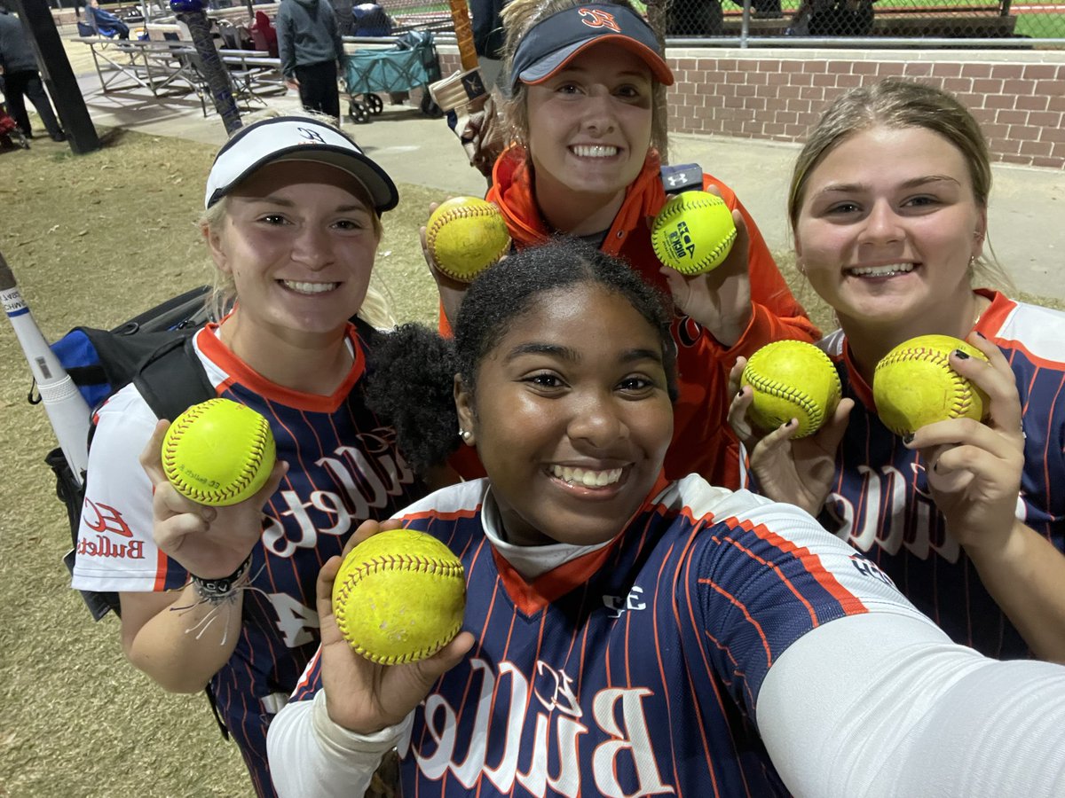 💣 SQUAD!!👀

<a href="/KellumMeredith/">Meredith Kellum</a> 💣💣
<a href="/alexlayfield19/">Alex Layfield</a> 💣💣
<a href="/MonicaRo567/">Monica Rose</a> 💣
<a href="/SaraPayton34/">Sara Payton Schmidt</a> 💣